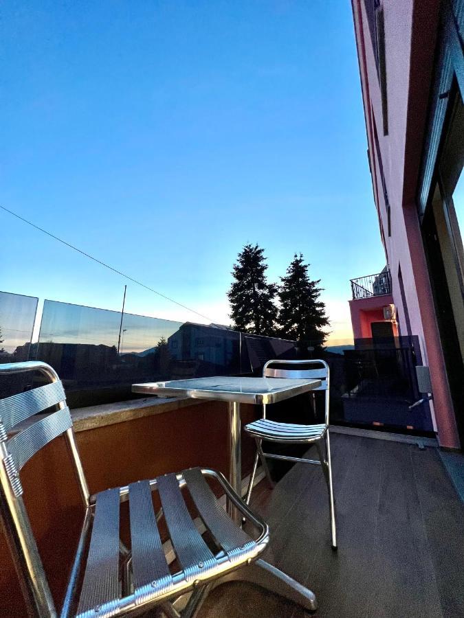 Alma Rose Apartment Корча Экстерьер фото