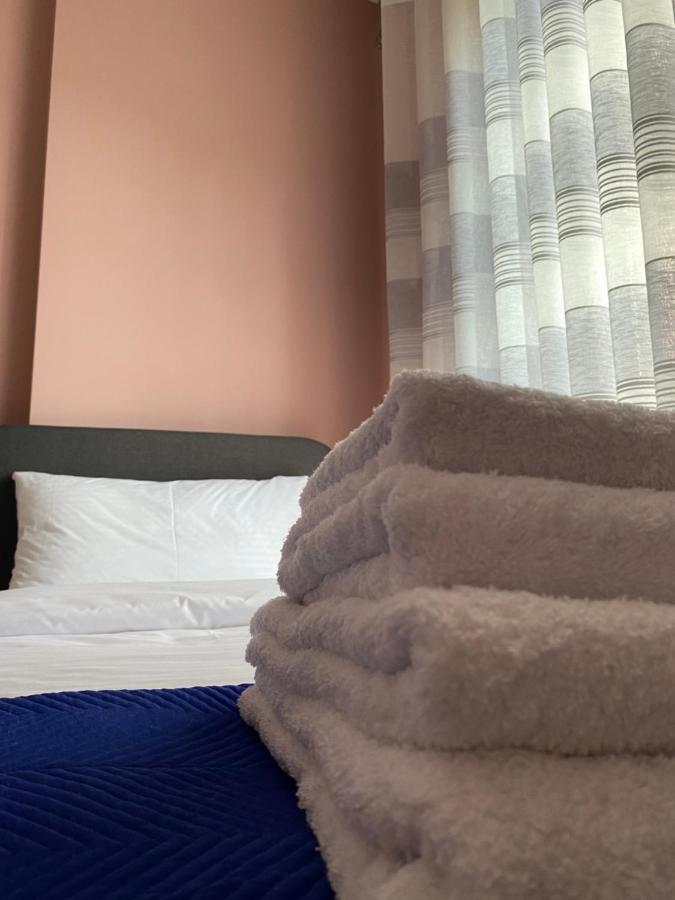 Alma Rose Apartment Корча Экстерьер фото